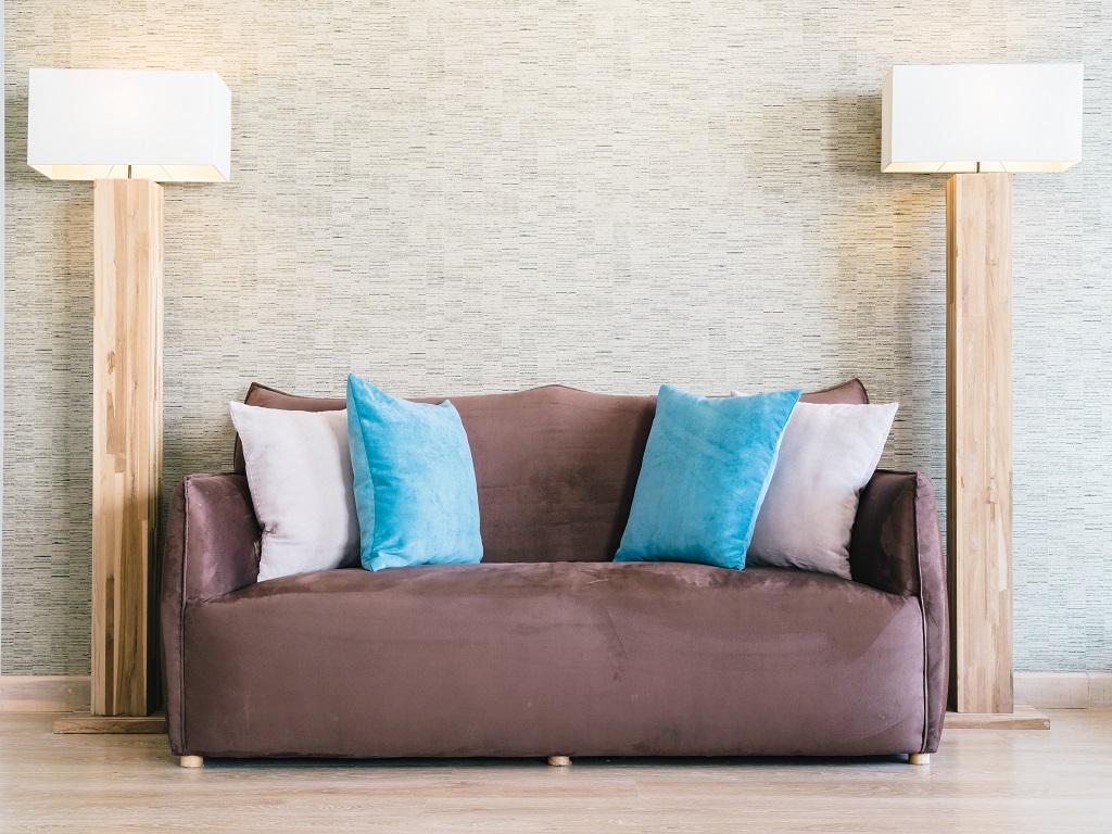 Cara Mudah Memilih Bantal Sofa yang Baik